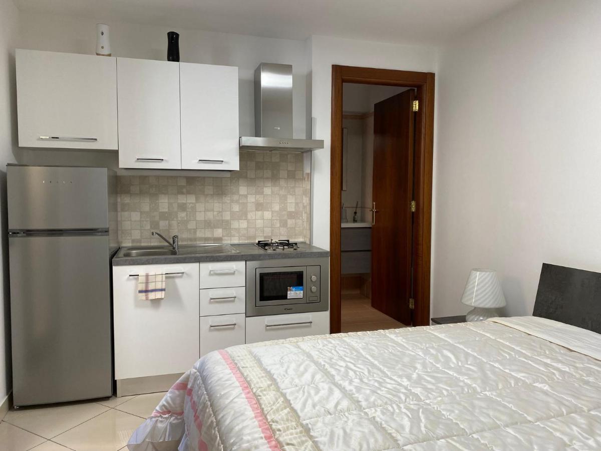 Room Mazzini Lecce Exterior foto